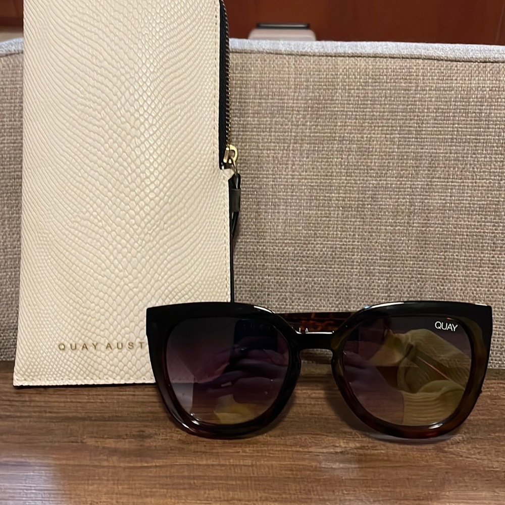 Quay Sunglasses - worn only once, like new excellent condition